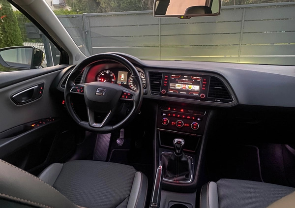 Seat Leon cena 57500 przebieg: 191230, rok produkcji 2014 z Chocz małe 596